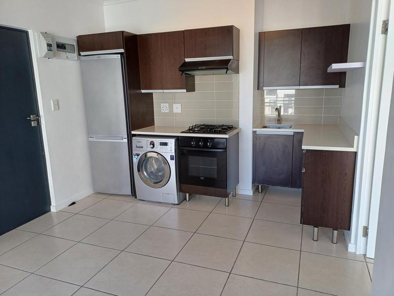To Let 1 Bedroom Property for Rent in De Velde Western Cape